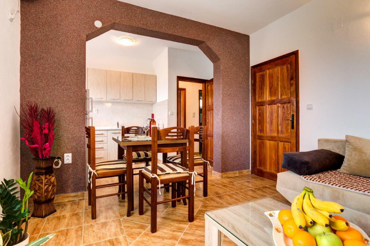 Studios Nikezic Utjeha-Bušat Extérieur photo